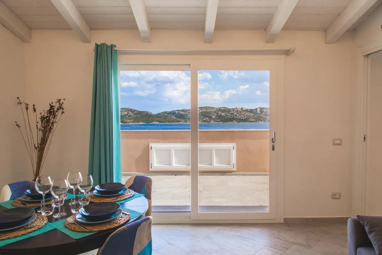 Controvento Bed & Breakfast La Maddalena  Italy