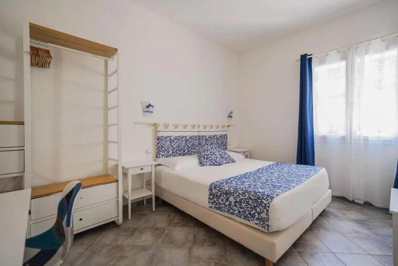 Controvento Bed & Breakfast La Maddalena  La Maddalena (Sassari)