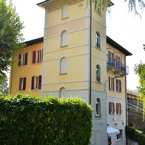 Quarcino 3*, Como Italië